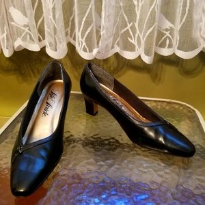 Vintage Life Stride Heels